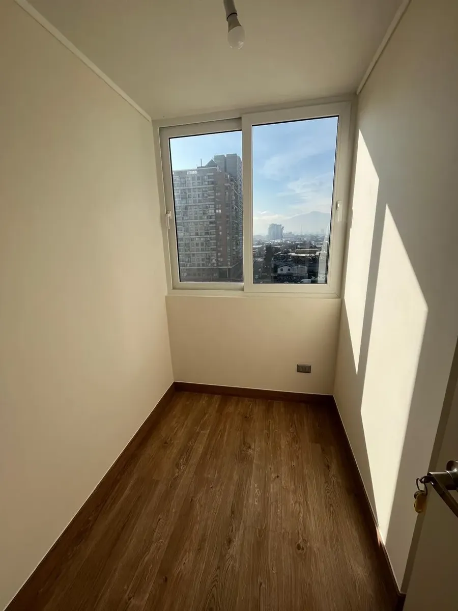 Imagen 5 de 12 de Semi Nuevo Departamento 2d+1b+est+b Con Vista Despejada
