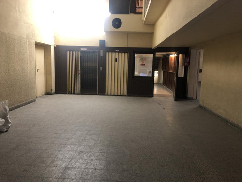 Imagen 3 de 16 de Alquiler - Edificio Con Depósito 1890 M2 - Caba
