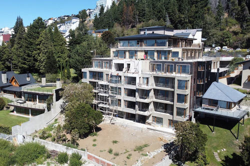 Departamento En Venta Ubicado En Centro De Bariloche, Bariloche