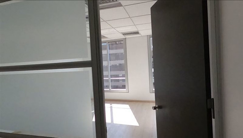 Imagen 13 de 30 de Oficina En Arriendo Edificio El Bosque Isidora