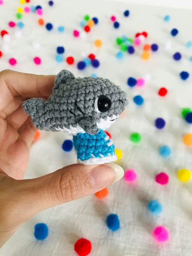 Tralalero Tralala Amigurumi Llavero Mini Tralalerito Tiburon Gris