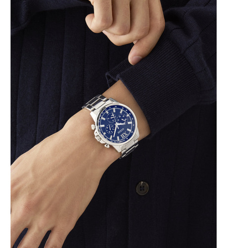 Reloj Guess Walker Caballero Plata Gw0900g4 Correa Plateado Bisel Plateado Fondo Azul