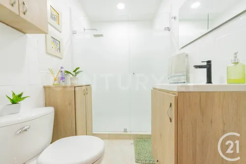 Venta Casa Laureles A Una Cuadra Y Media Del Primer Parque Excelente Ubicación