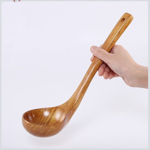 A Cuchara De Sopa En U Grande De Madera Con Mango Largo,