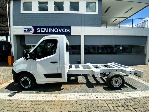 Imagem 4 de 12 de Renault Master 2.3 Dci Chassi 16v Diesel 2019/2020 Via Truc
