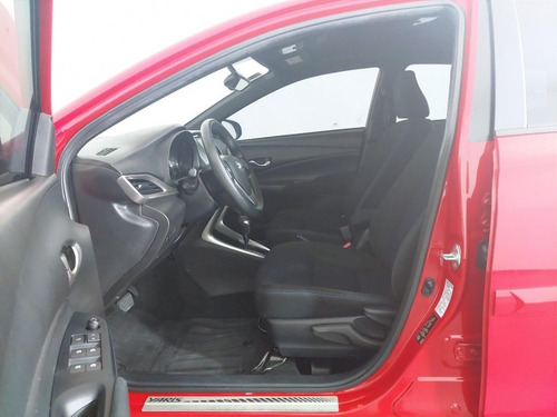 Imagem 10 de 15 de 157529 - Toyota Yaris 2019 Com Garantia