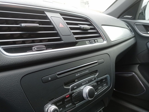 Imagem 8 de 12 de Audi Q3 Q3 1.4 Tfsi Black Edition S Tronic