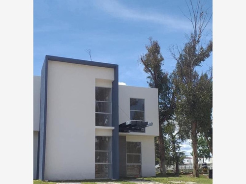 Imagen 1 de 12 de Casa Sola En Venta Ex-hacienda De Chavarría