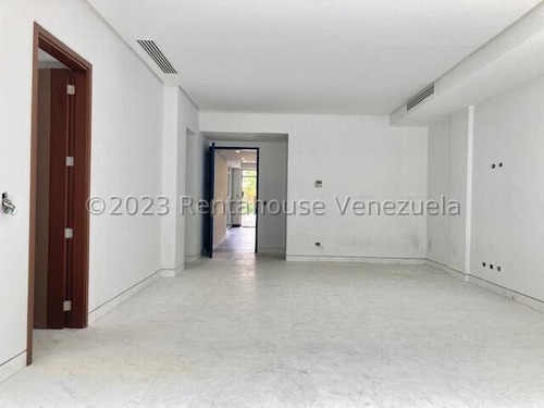 Carla Gonzalez Apartamento En Venta En Los Naranjos De Las Mercedes Mls #23-30498  Gt
