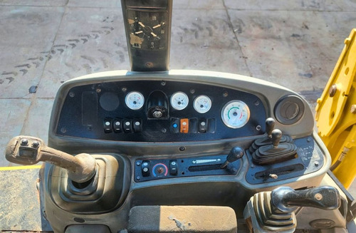 Retro Caterpillar 430 D 2005 4x4 Ext Y Kit Con Detalle