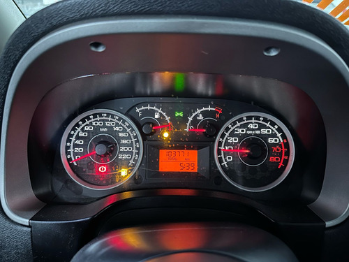 Fiat Idea 1.4 Attractive Flex 5p