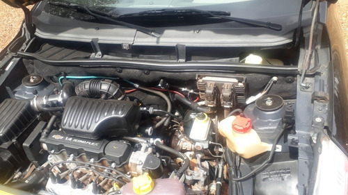 Imagem 3 de 12 de Chevrolet Agile 2011 1.4 Ltz 5p