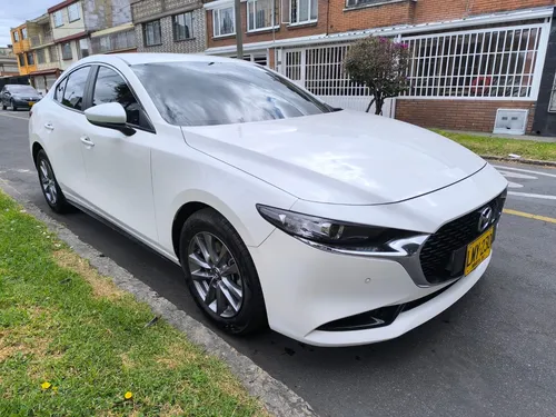 Mazda 3 2.0 Touring