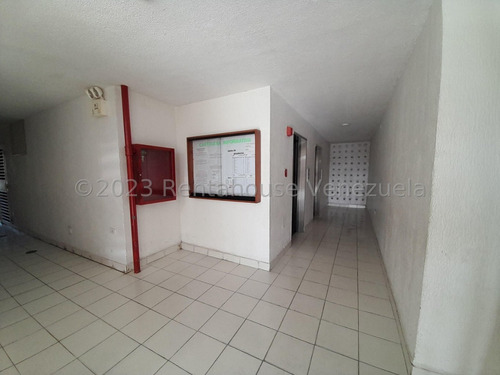 Imagen 21 de 30 de //** Ana Molleja Vende Apartamento En Venta En Barquisimeto Zona Oeste Alta Vista Lara */* Akm