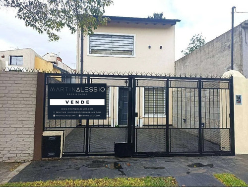 Imagen 1 de 11 de Duplex En Venta, Ituzaingo Norte, Garage Patio Y Vestidor