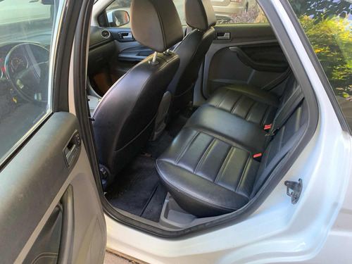 Ford Focus 2 2.0 Ghia At