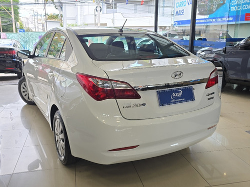 Hyundai HB20S 1.6 COMFORT PLUS 16V FLEX 4P AUTOMATICO