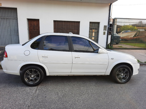Chevrolet Corsa Classic 4 Ptas Ls 1.4