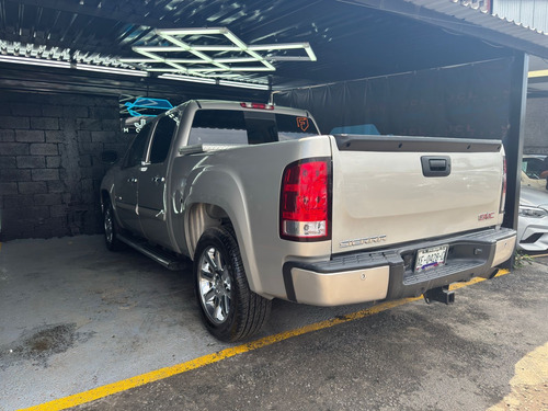 GMC Sierra 6.2 Crew Cab Denali Dvd 403 Hp 4x4 Mt