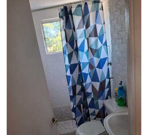 Acogedora Casa En Tranquilo Barrio De San Bernardo