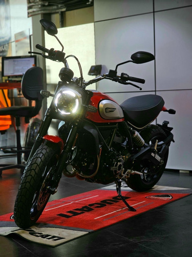 Imagen 4 de 25 de Ducati Scrambler Icon Red 0km