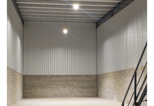 Alquiler Depósito De 300 M2 Parque Logístico Con Seguridad