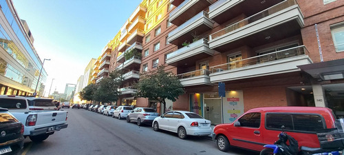 Alquiler O Venta Local En Puerto Madero