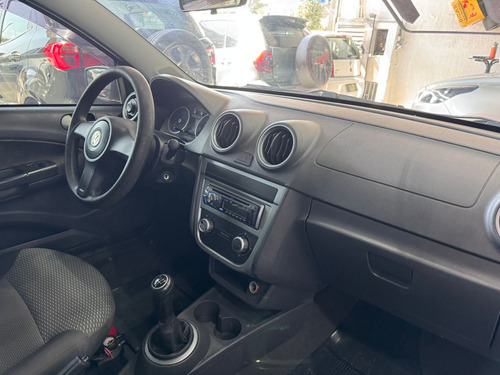 Volkswagen Gol Gol 1.0 (G5) (Flex)