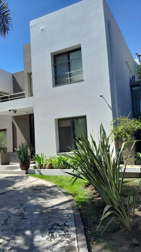 Valle Escondido Los Cielos Casa En Venta 5 Dormitorios Primera Categoria