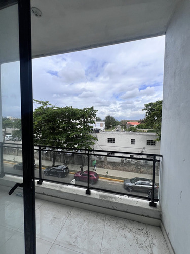Re Venta En Renacimiento Us$ 180,000