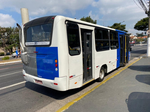 Imagem 4 de 15 de Oportunidade Micro Ônibus 2013 Revisado E Pneus Diant. Novos