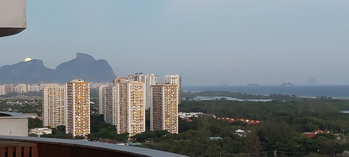 Imagem 25 de 30 de Compre O Imóvel E Ganhe Um Mirante Privativo E Belíssimo Para O Mar! Um Verdadeiro Ponto Turístico De Brinde! Ajudando A Tratar 1 Criança Autista Ao Mesmo Tempo, Tudo Pelo Preço Do Mais Barato, O Apt.