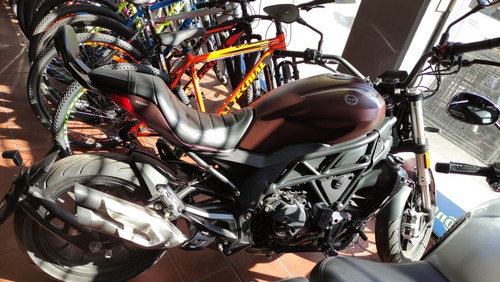 Imagen 6 de 16 de Benelli 502 C