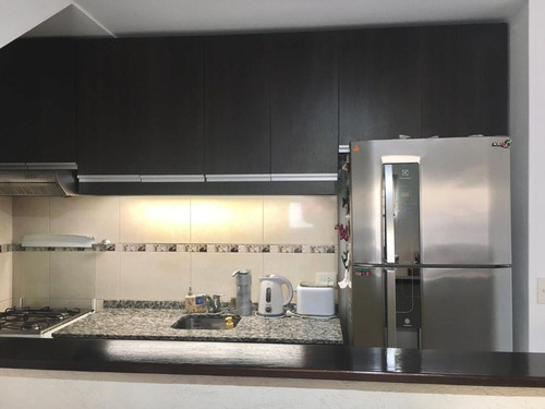 Imagen 9 de 14 de Departamento En Venta En Villa Luzuriaga
