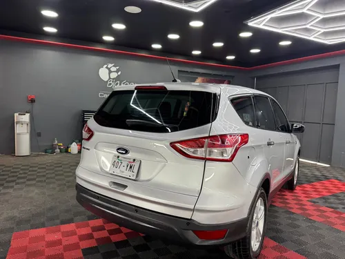 Ford Escape 2.5 S Plus L4 At