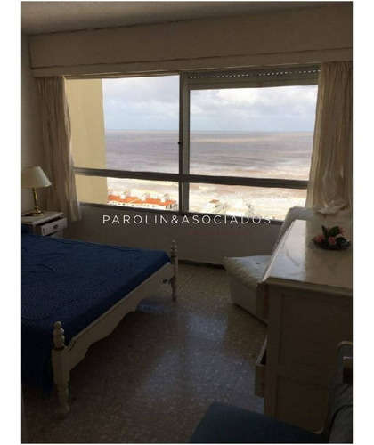 Imagen 6 de 16 de Apartamento En Peninsula, 3 Dormitorios *
