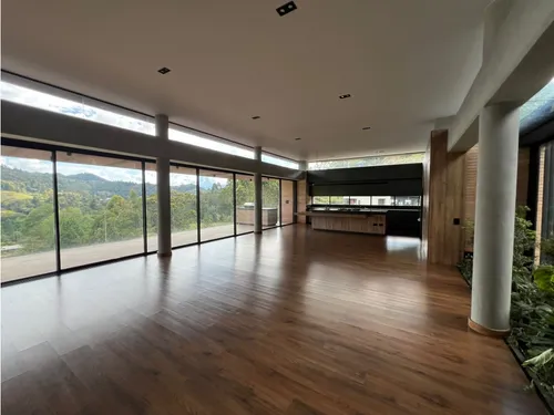 Corredor Don Diego Llanogrande Venta De Espectacular Casa