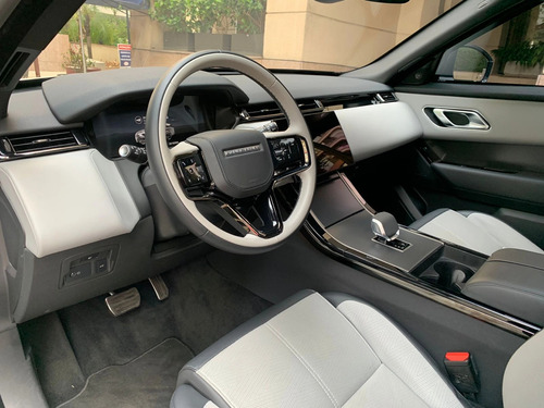 Land Rover Range Rover Velar 2.0 R-Dynamic Hse 5P