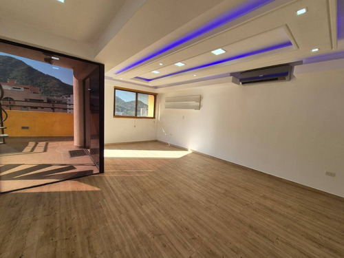 Annic Coronado Vende Oportunidad Penthouse De189 M2 Área Construida Mas 189 M2 De Terraza Ref. 265856