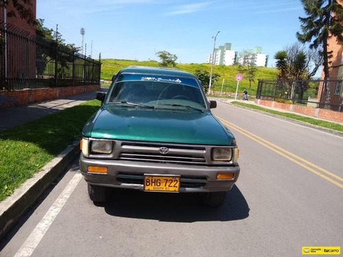 Toyota Hilux Mt 2.4