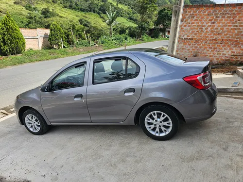 Renault Logan 1.6 Life