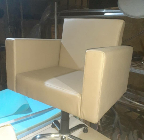 Imagen 2 de 4 de Silla De Peluqueria