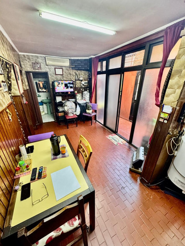 Oportunidad, Ph De 3 Ambientes + Patio, Sin Expensas