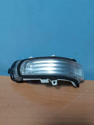 Luz Retrovisor Derecha Toyota Corolla 09 14