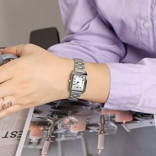 Reloj Casio Ltpv007 Mujer Acero Inoxidable Números Romanos