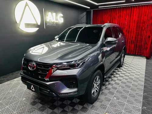 Toyota Fortuner 2.4 Street At 7As