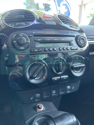 Volkswagen New Beetle 2.0 Mi Mec./Aut.