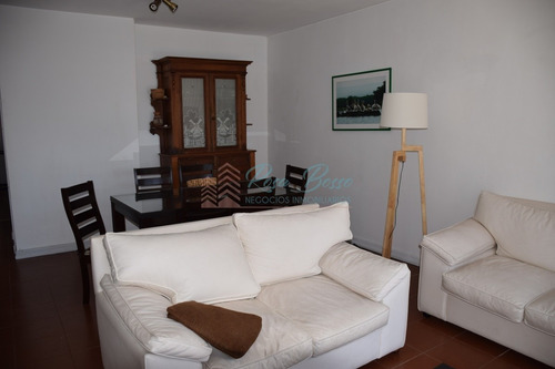 Apartamento En Peninsula, 2 Dormitorios *- Ref: 2774