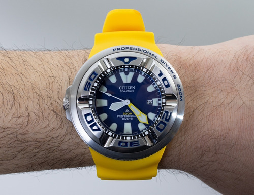 Reloj Citizen Eco Drive Promaster Dive Bj8058-06l Ecozilla Color Del Fondo Azul Color De La Correa Amarillo Color Del Bisel Plateado