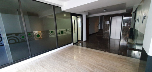 Oficina De 120m2 Por Av De Las Fuente En Lomas De Tecamachalco